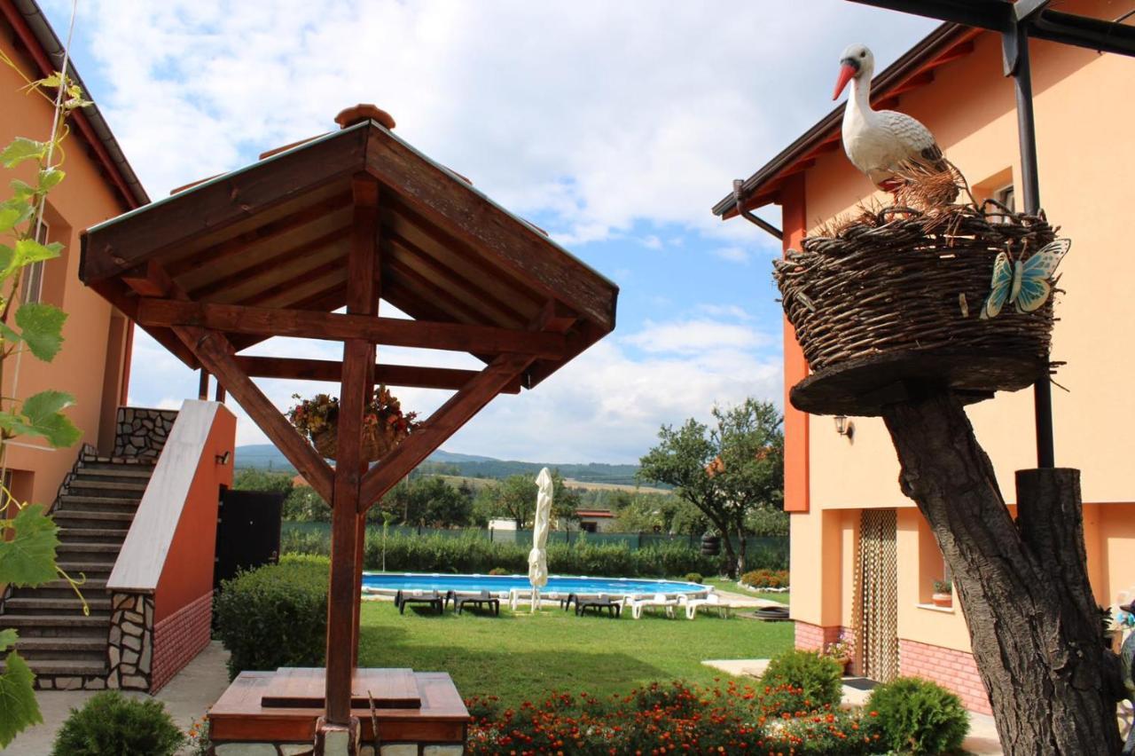 Къщи За Гости Ореха Samokov Exterior foto