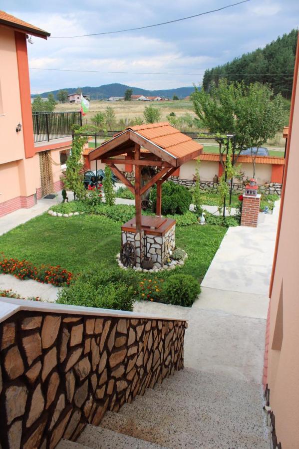 Къщи За Гости Ореха Samokov Exterior foto