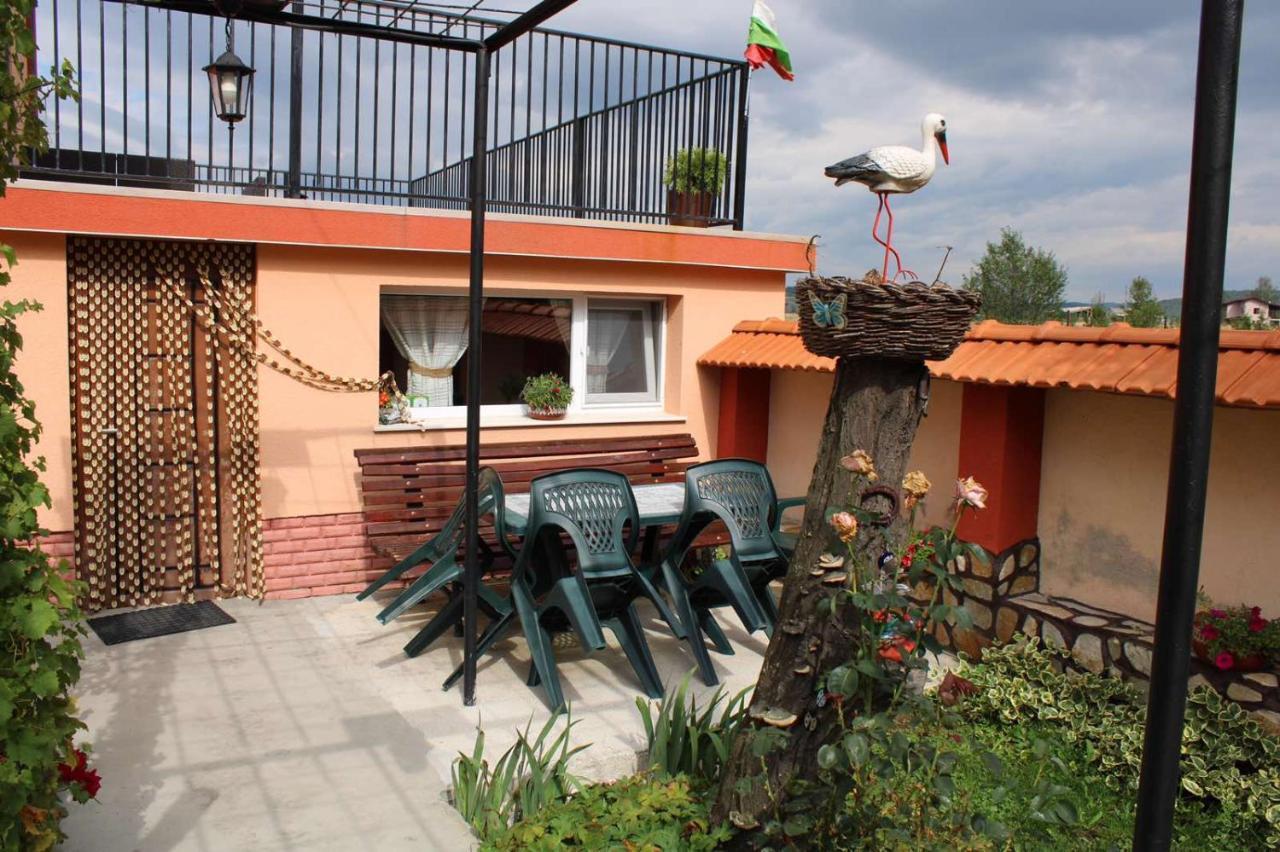 Къщи За Гости Ореха Samokov Exterior foto