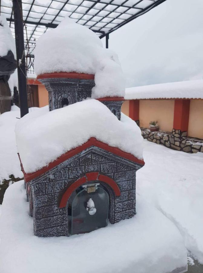 Къщи За Гости Ореха Samokov Exterior foto